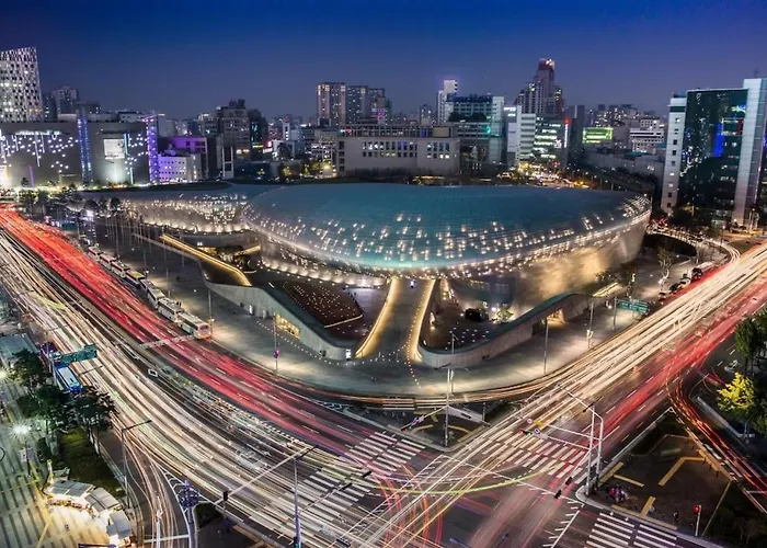 The Jongno Nest, Near Subway Stn, 1 Stop To Palace